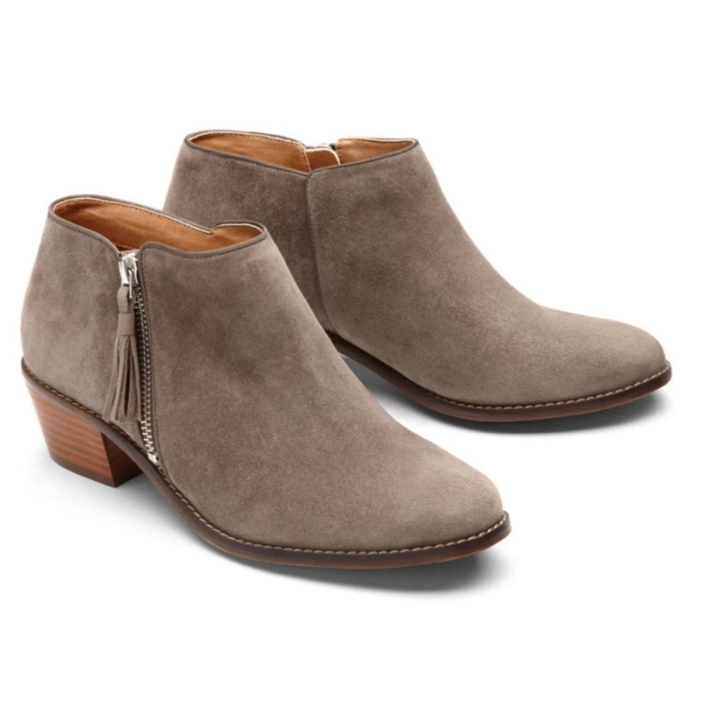 Vionic Serena Taupe Suede Ankle Boot Women's Size 7.5 MSRP $185